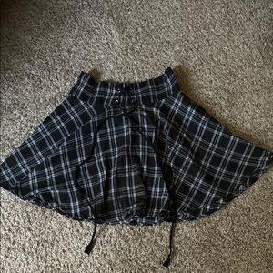 SHEIN Black and White High Low Skater Mini Skirt